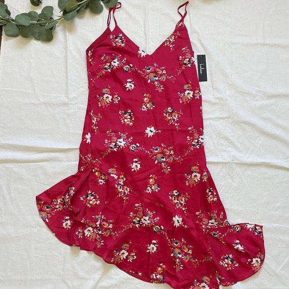 NWT Lulu's asymmetrical satin floral dress - Picture 3 of 9